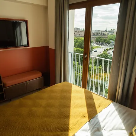 The People Belleville Auberge de jeunesse