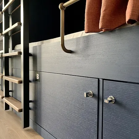 The People Belleville Auberge de jeunesse *