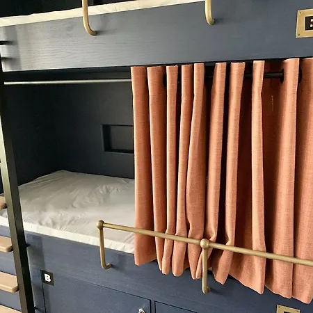 The People Belleville Auberge de jeunesse Paris