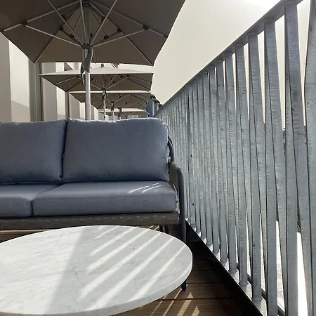 The People Belleville *