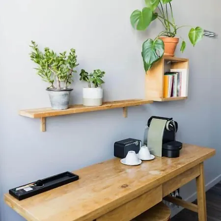 The People Belleville Auberge de jeunesse