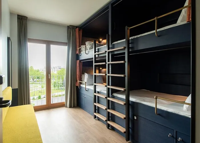 אכסניה The People Belleville *