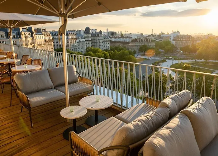 The People Belleville אכסניה פריז