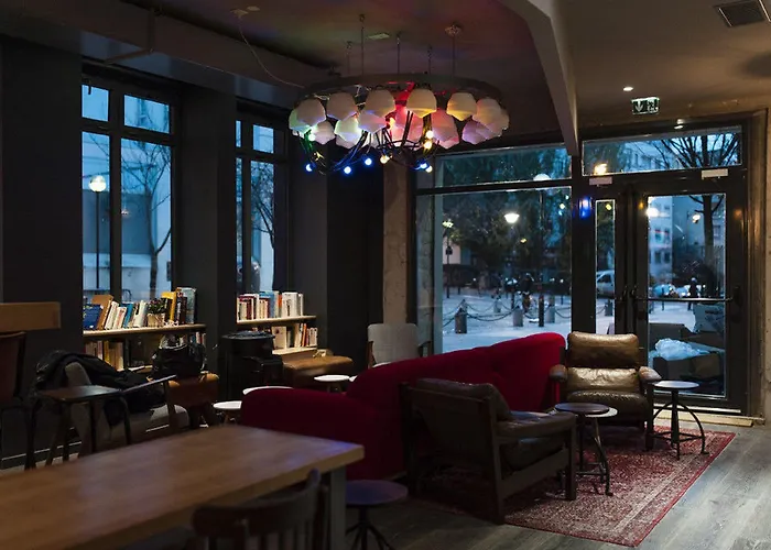 The People Belleville אכסניה פריז