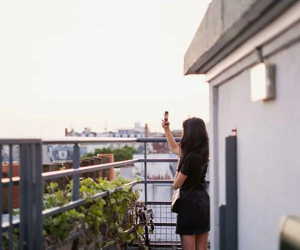 The People Belleville פריז