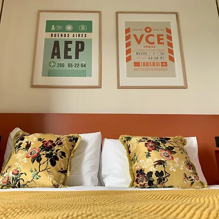 The People Belleville Hostel Paris