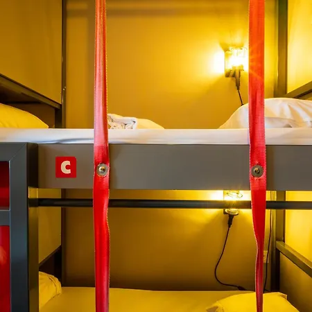 The People Belleville Hostel