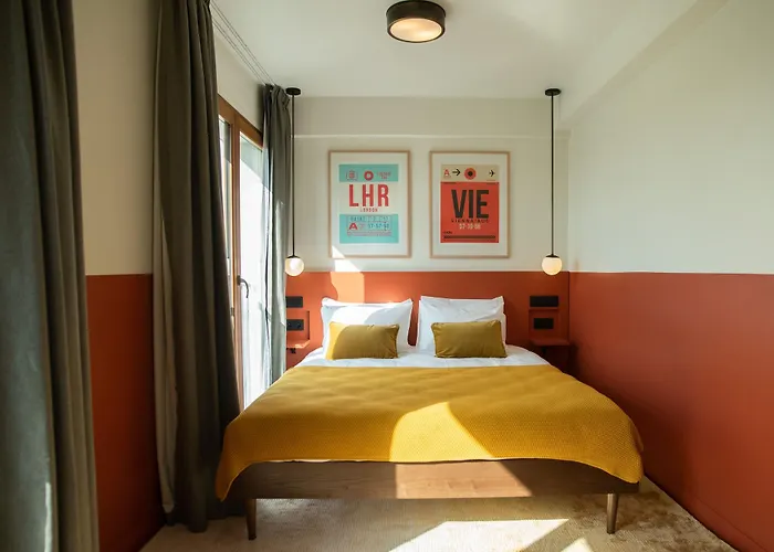 The People Belleville Paris